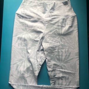 Ptula Desa’ree Swift Legging, White, XL